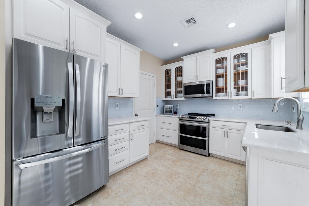 For Sale: $825,000 (3 beds, 3 baths, 2151 Square Feet)