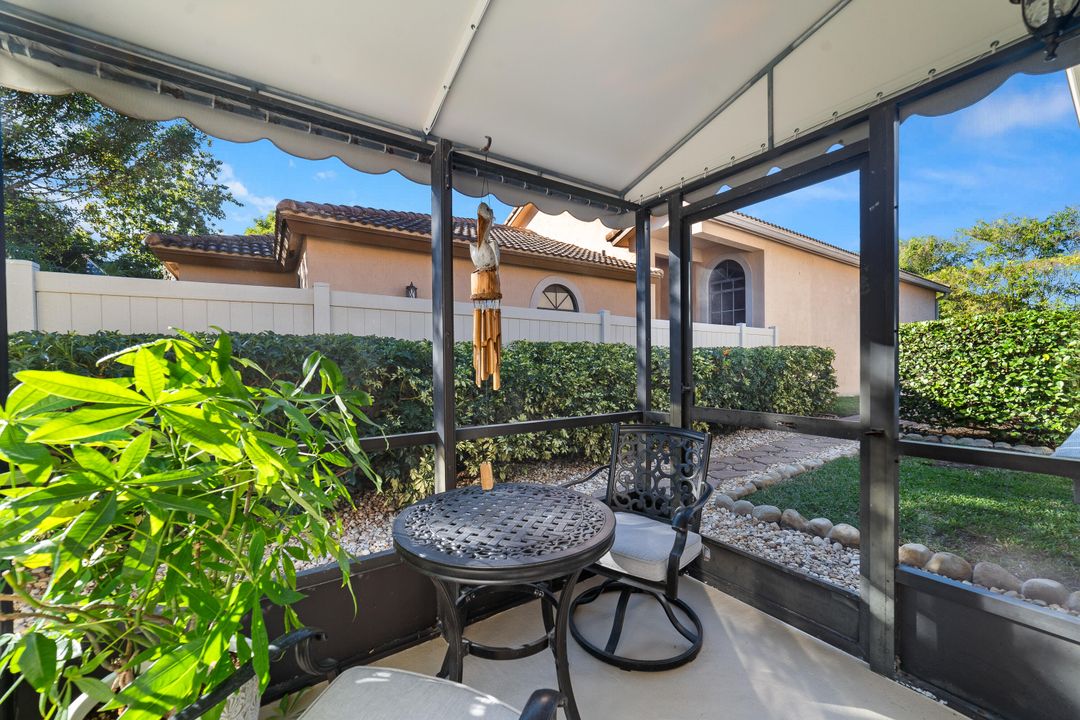 For Sale: $825,000 (3 beds, 3 baths, 2151 Square Feet)