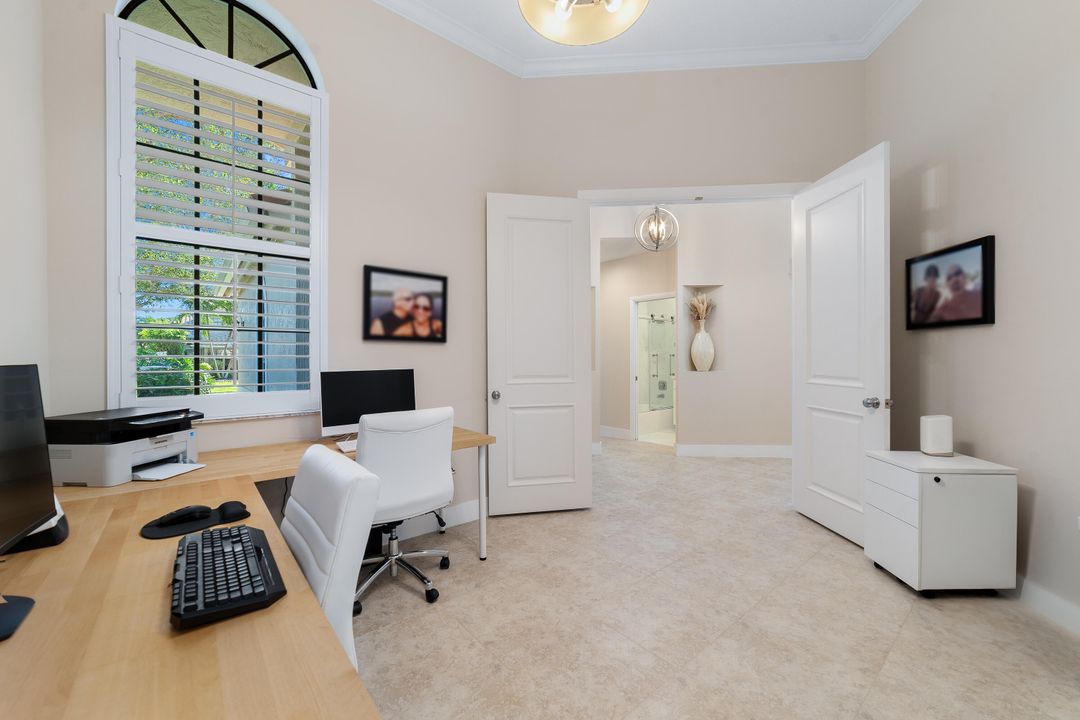 For Sale: $825,000 (3 beds, 3 baths, 2151 Square Feet)