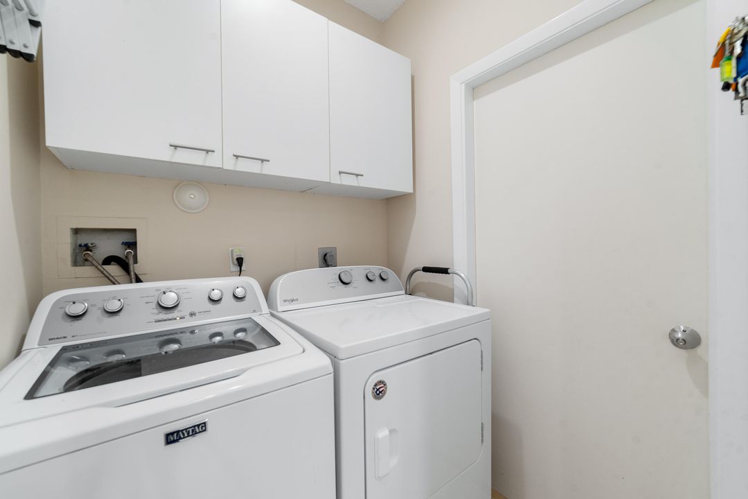 For Sale: $825,000 (3 beds, 3 baths, 2151 Square Feet)