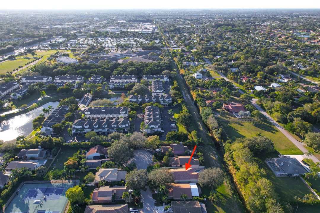 For Sale: $825,000 (3 beds, 3 baths, 2151 Square Feet)