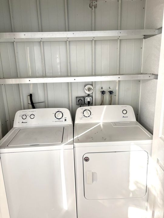 出租: $1,900 (2 贝兹, 2 浴室, 883 平方英尺)