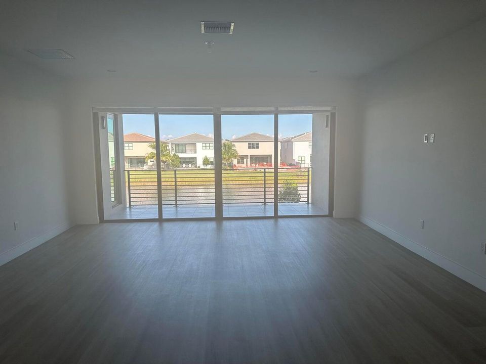 En Renta: $15,000 (5 camas, 5 baños, 5330 Pies cuadrados)