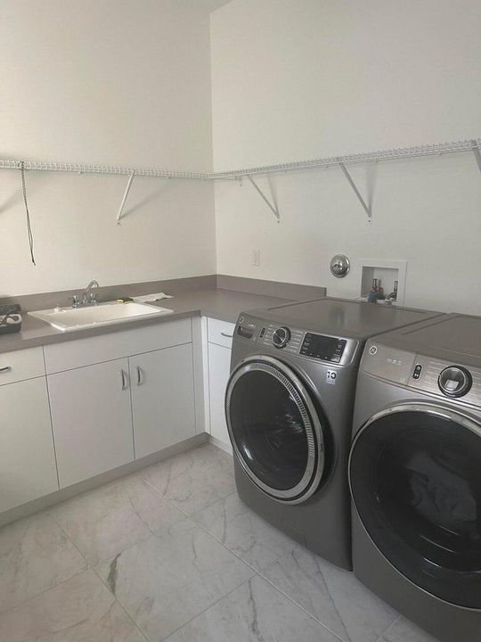 En Renta: $15,000 (5 camas, 5 baños, 5330 Pies cuadrados)