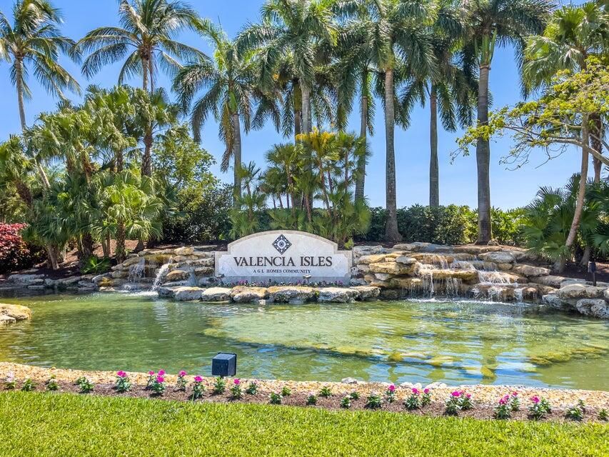 For Sale: $599,000 (3 beds, 2 baths, 2097 Square Feet)