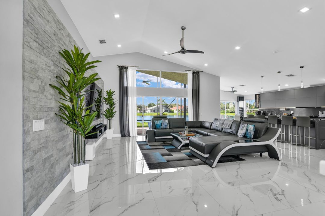 For Sale: $1,000,000 (3 beds, 2 baths, 2193 Square Feet)