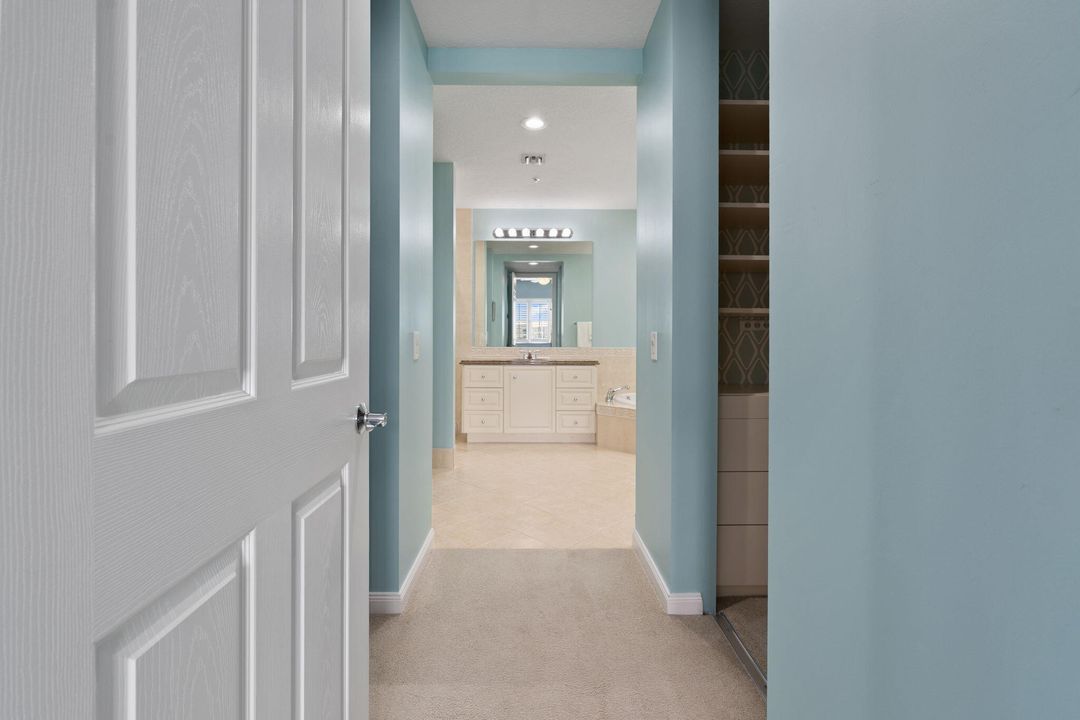 待售: $449,000 (2 贝兹, 2 浴室, 1989 平方英尺)