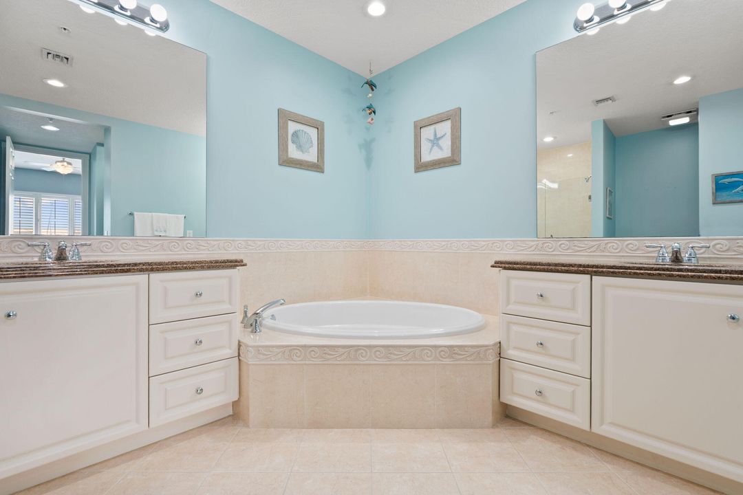 待售: $449,000 (2 贝兹, 2 浴室, 1989 平方英尺)