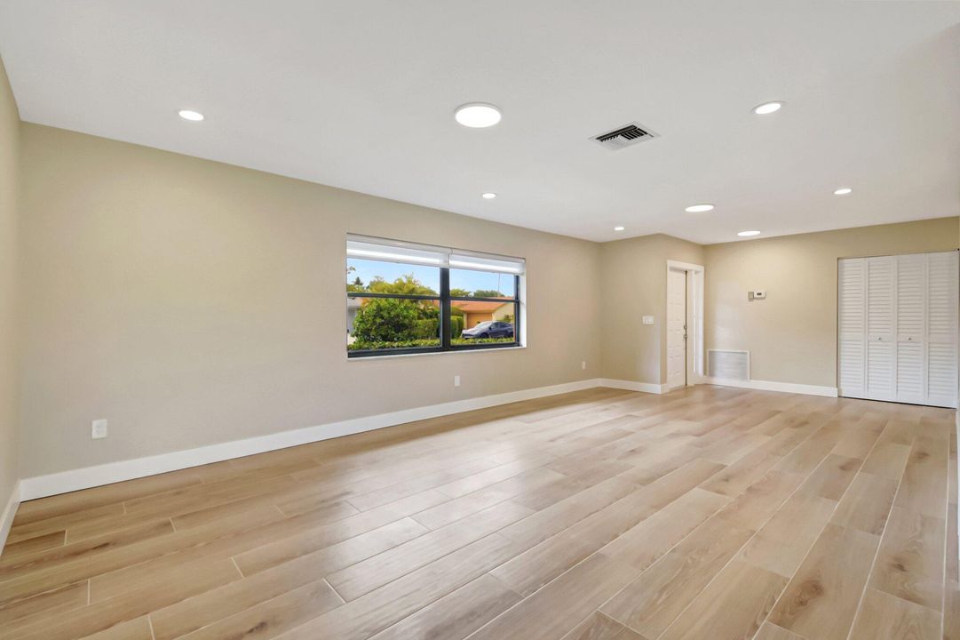 En Venta: $440,000 (2 camas, 2 baños, 1670 Pies cuadrados)