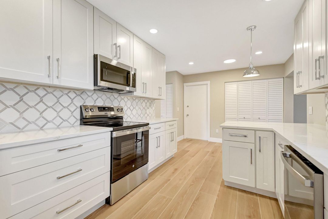 En Venta: $440,000 (2 camas, 2 baños, 1670 Pies cuadrados)