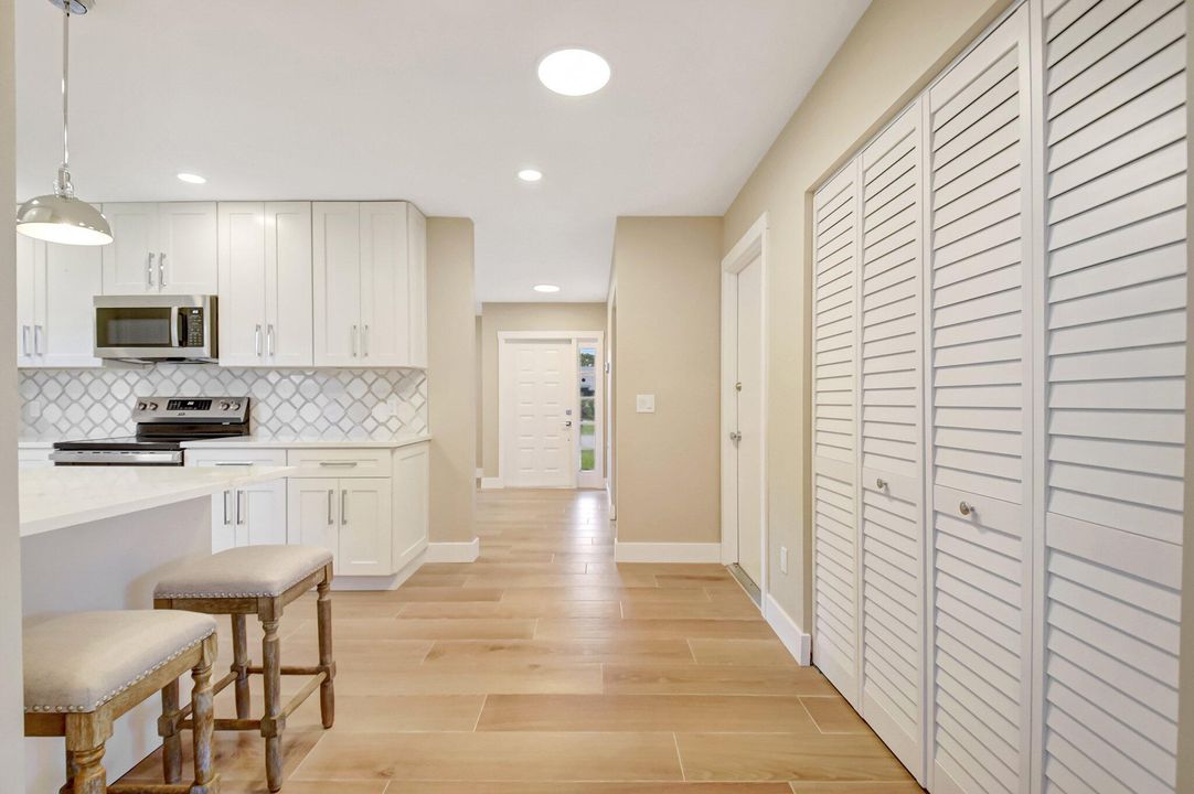 En Venta: $440,000 (2 camas, 2 baños, 1670 Pies cuadrados)