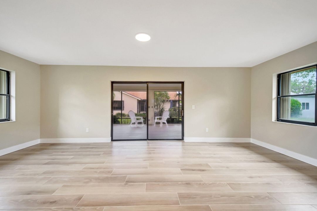 En Venta: $440,000 (2 camas, 2 baños, 1670 Pies cuadrados)