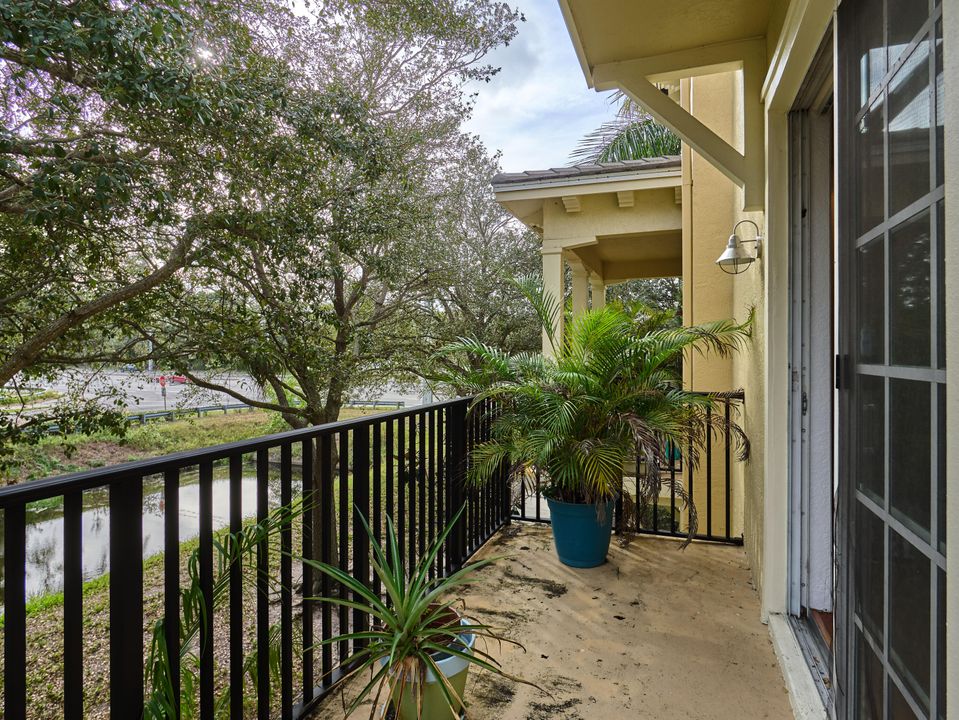 待售: $459,900 (2 贝兹, 2 浴室, 1700 平方英尺)