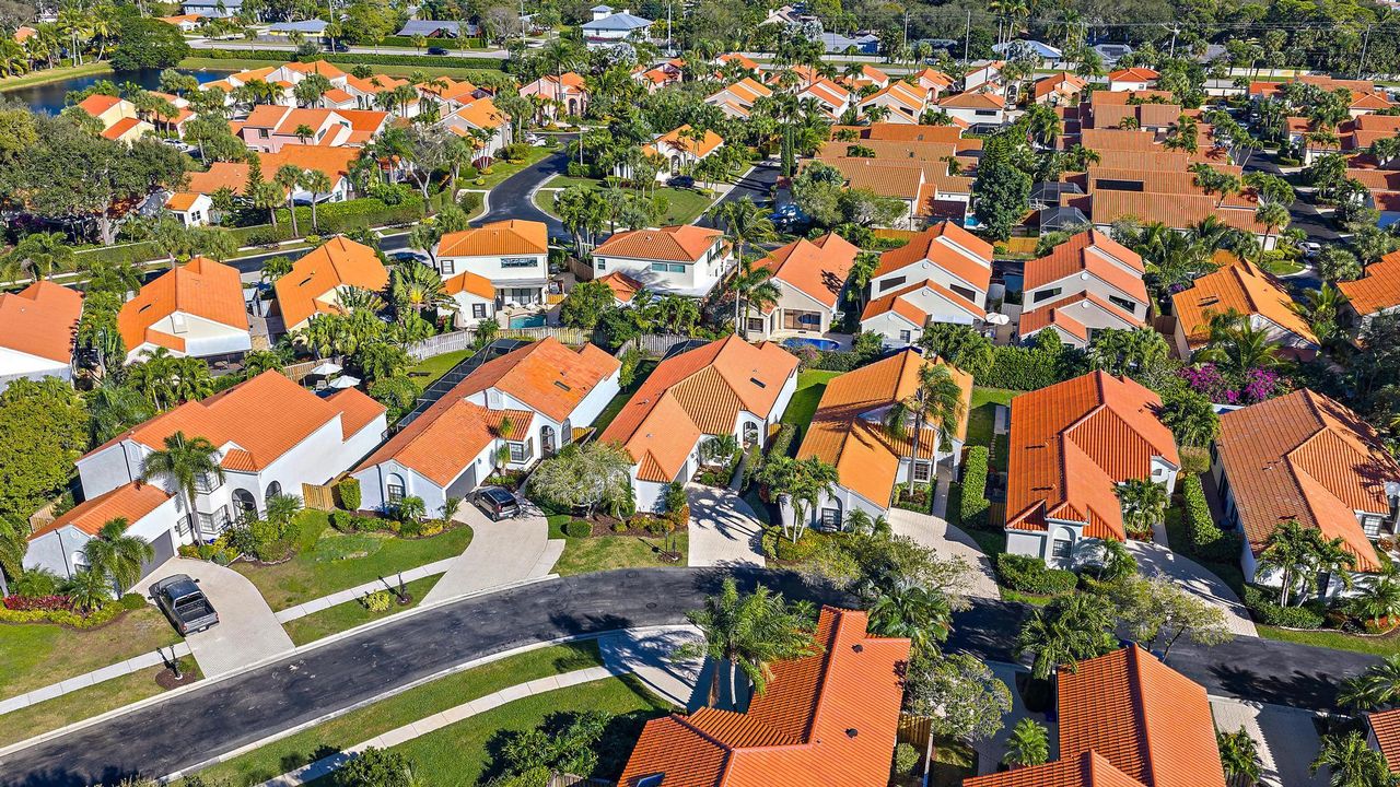 На продажу: $669,000 (3 спален, 2 ванн, 1730 Квадратных фут)