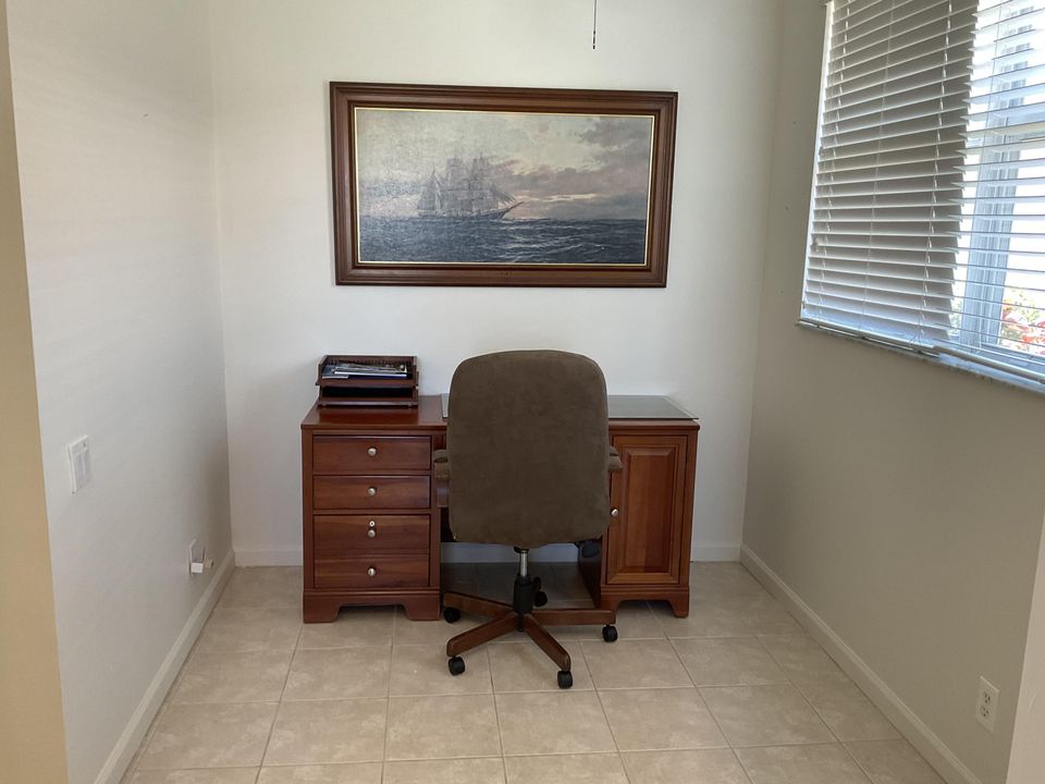 For Rent: $2,900 (2 beds, 2 baths, 1661 Square Feet)