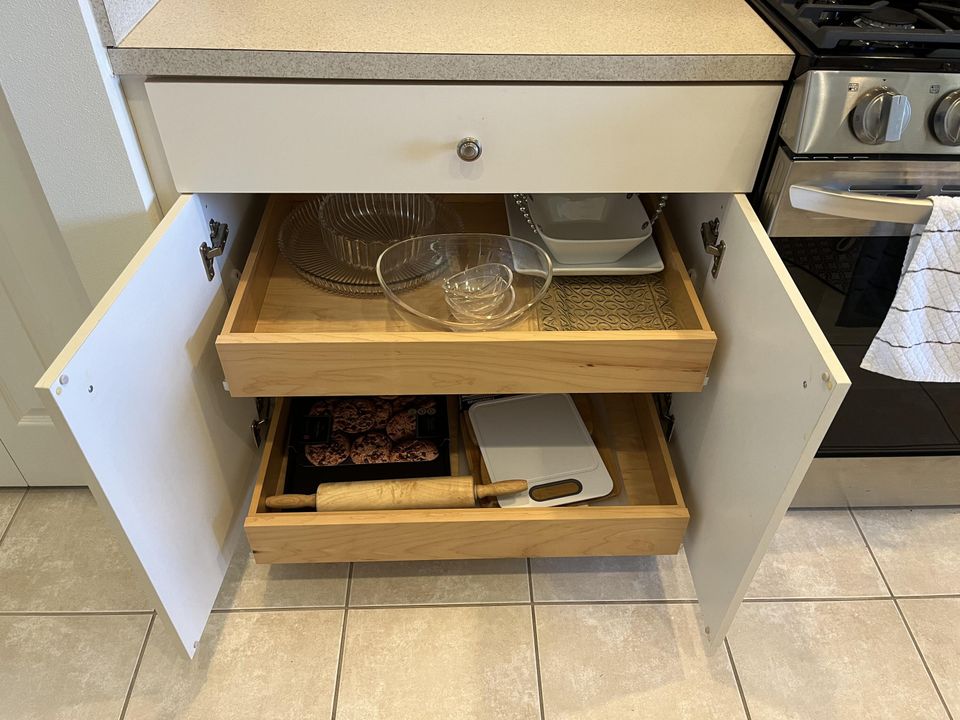 For Rent: $2,900 (2 beds, 2 baths, 1661 Square Feet)