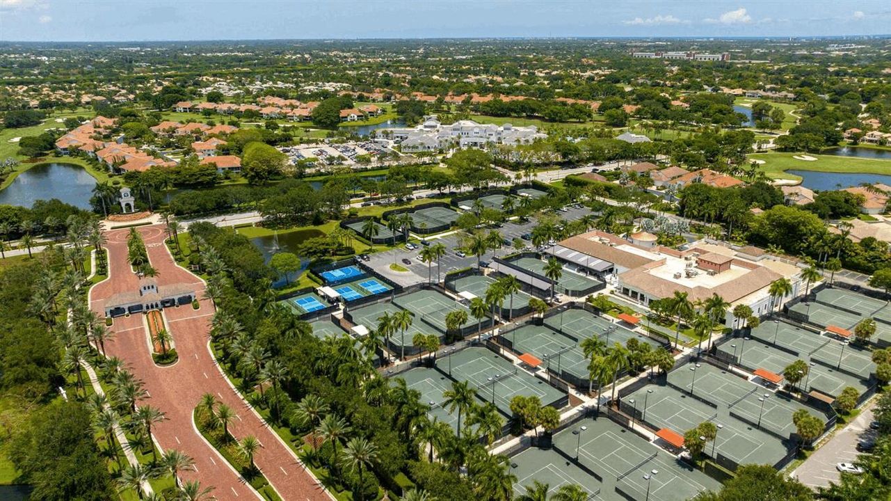 For Sale: $555,000 (2 beds, 2 baths, 1757 Square Feet)