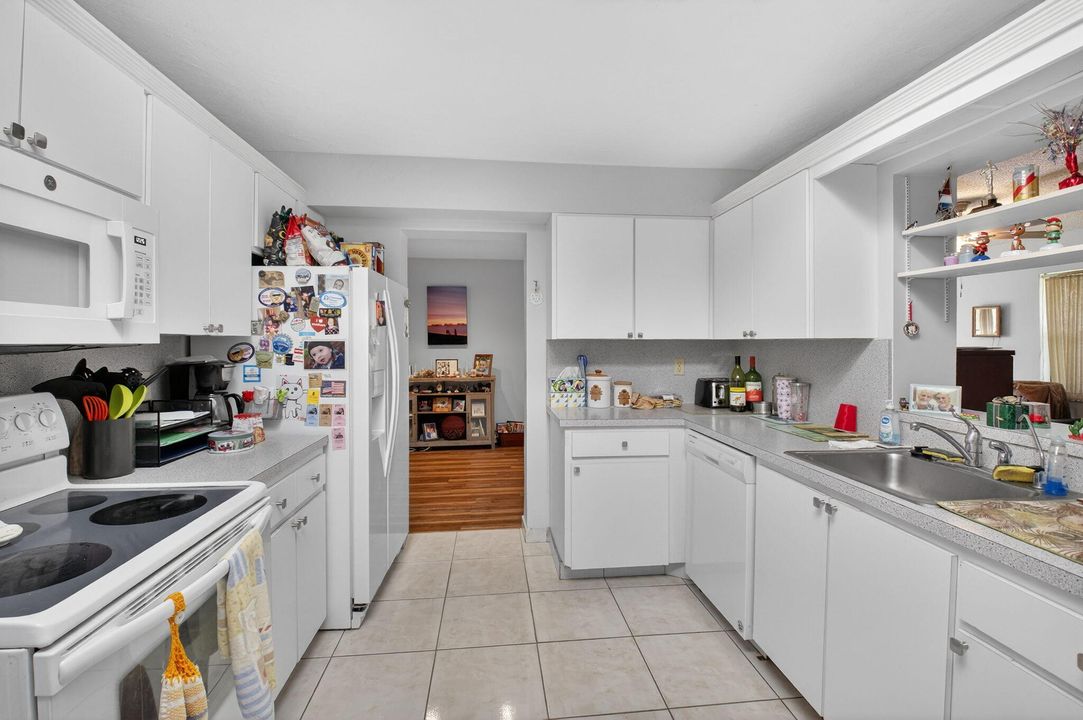 En Venta: $395,000 (2 camas, 2 baños, 1692 Pies cuadrados)