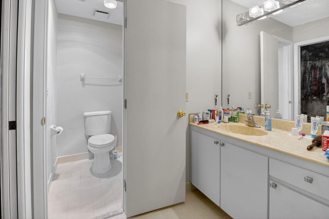 En Venta: $395,000 (2 camas, 2 baños, 1692 Pies cuadrados)