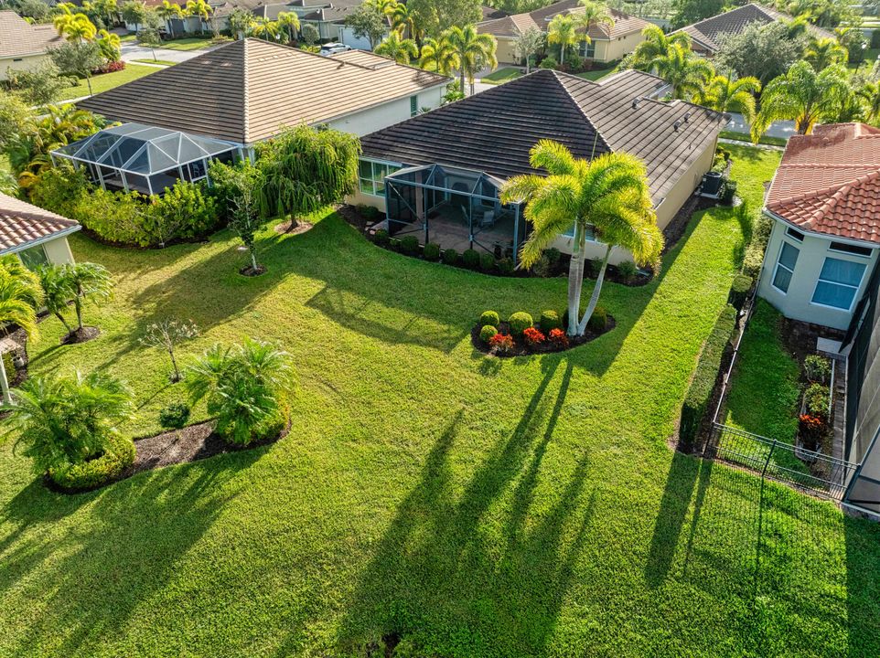 На продажу: $449,000 (2 спален, 2 ванн, 2198 Квадратных фут)