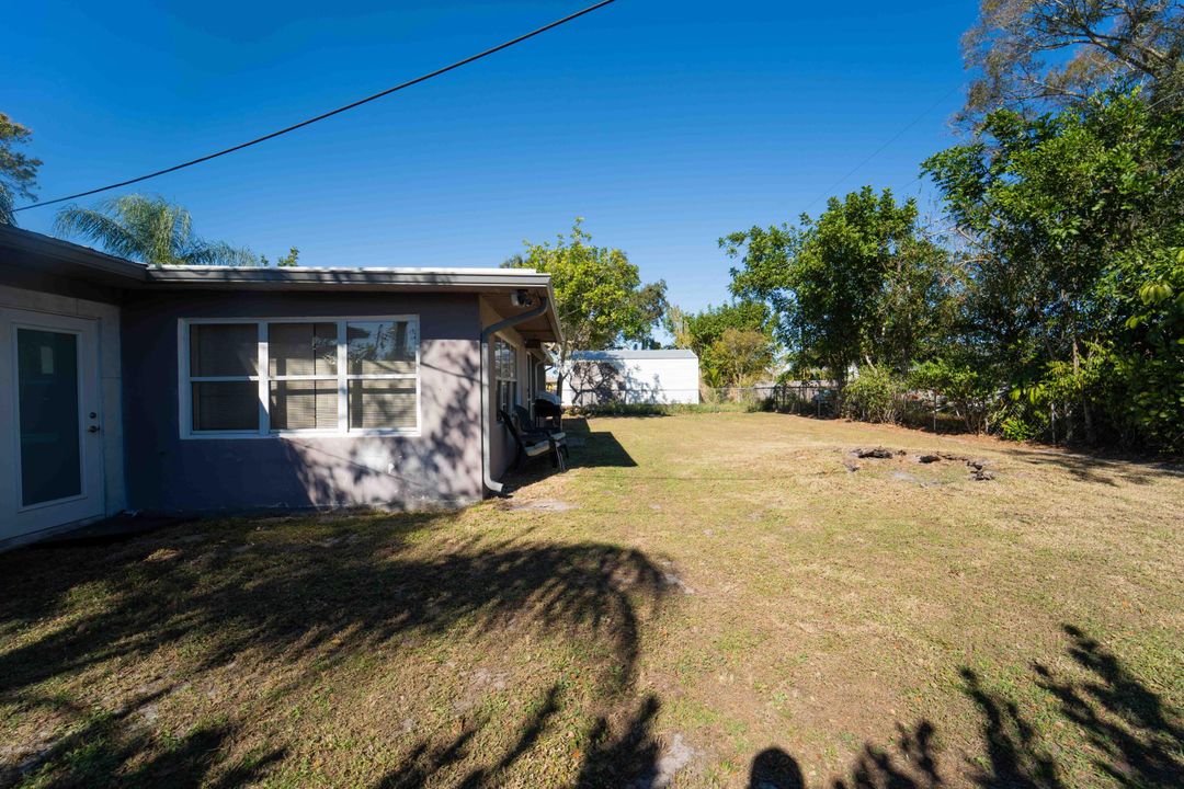 For Sale: $365,000 (3 beds, 2 baths, 1328 Square Feet)