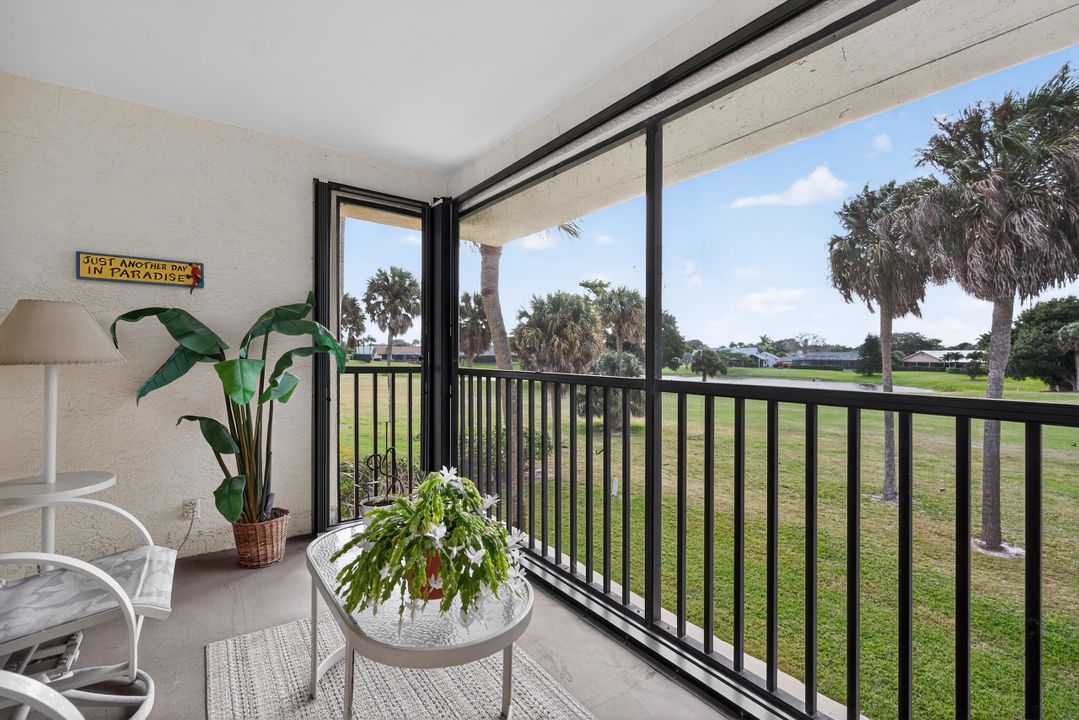 For Sale: $285,000 (3 beds, 2 baths, 1346 Square Feet)