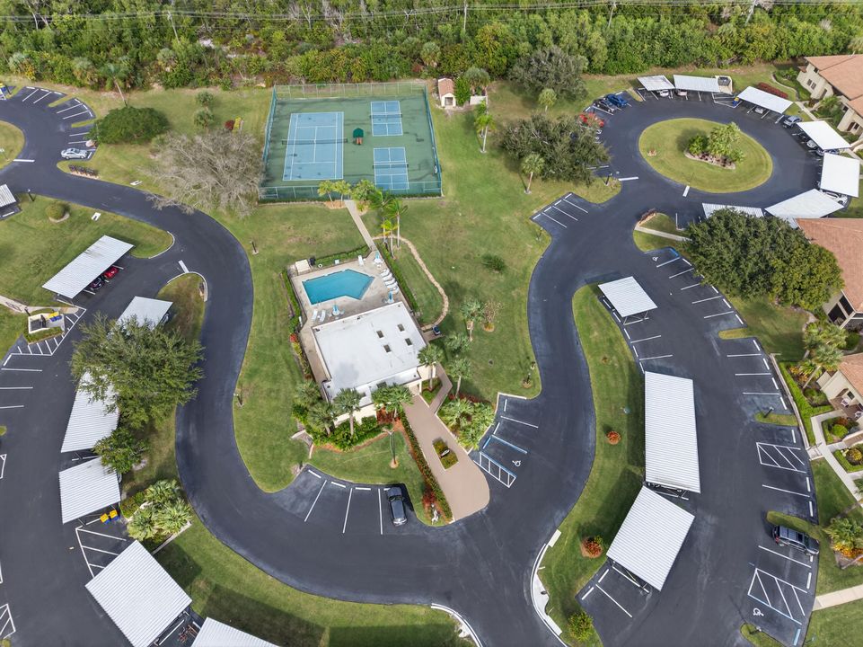 For Sale: $285,000 (3 beds, 2 baths, 1346 Square Feet)