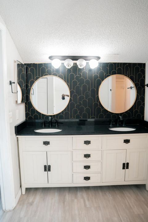 На продажу: $390,000 (3 спален, 2 ванн, 1404 Квадратных фут)