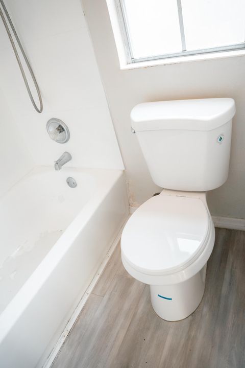 На продажу: $390,000 (3 спален, 2 ванн, 1404 Квадратных фут)