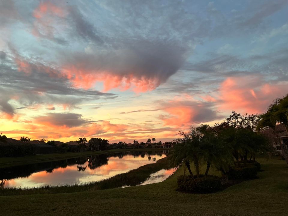 На продажу: $449,000 (2 спален, 2 ванн, 2198 Квадратных фут)