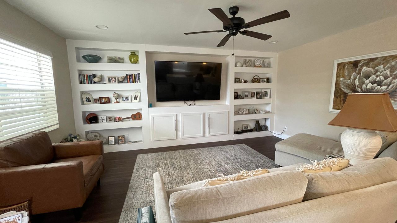 En Venta: $219,000 (2 camas, 2 baños, 907 Pies cuadrados)