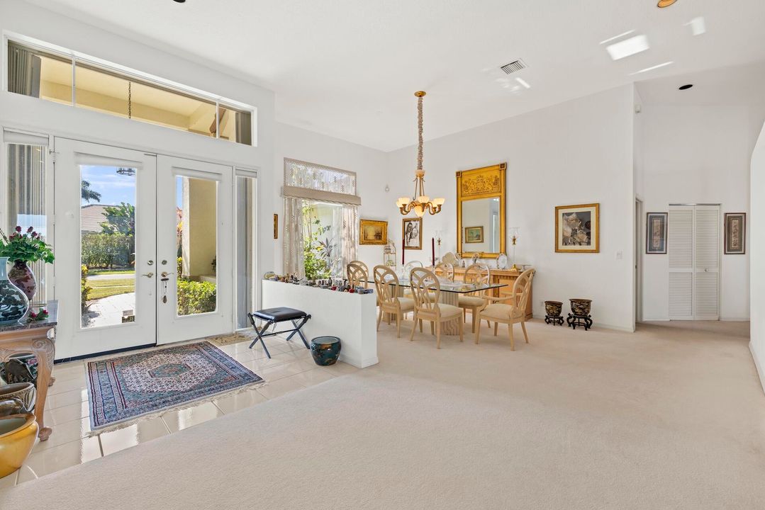 En Venta: $995,000 (4 camas, 3 baños, 3095 Pies cuadrados)