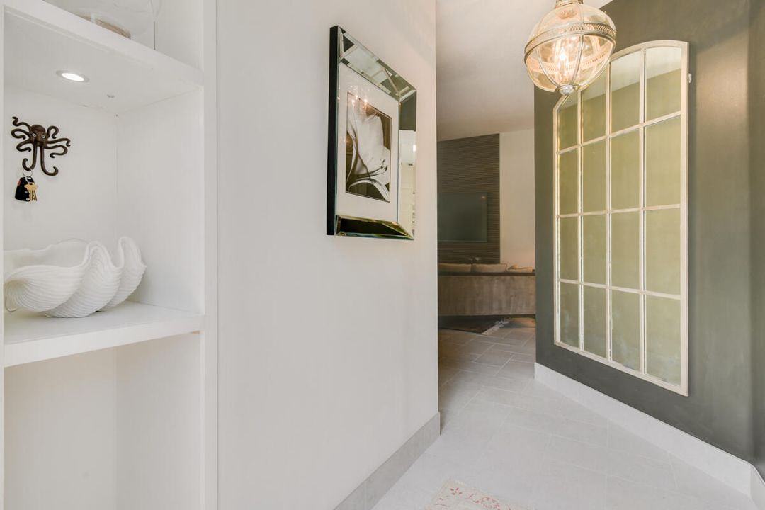 For Rent: $5,000 (2 beds, 2 baths, 1609 Square Feet)