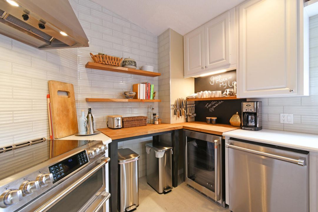 For Rent: $5,000 (2 beds, 2 baths, 1609 Square Feet)