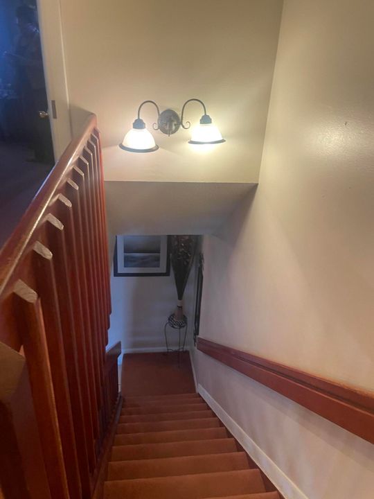 For Sale: $325,500 (3 beds, 2 baths, 1412 Square Feet)