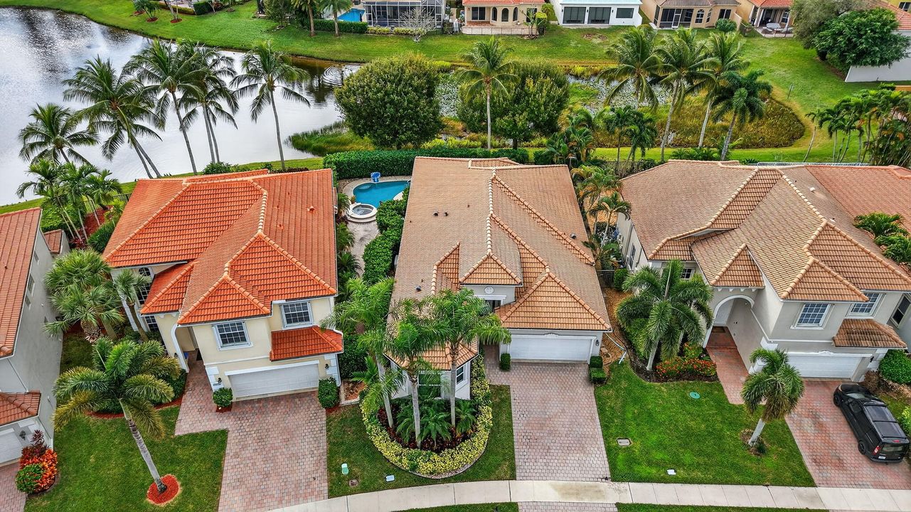 For Sale: $850,000 (4 beds, 2 baths, 2238 Square Feet)