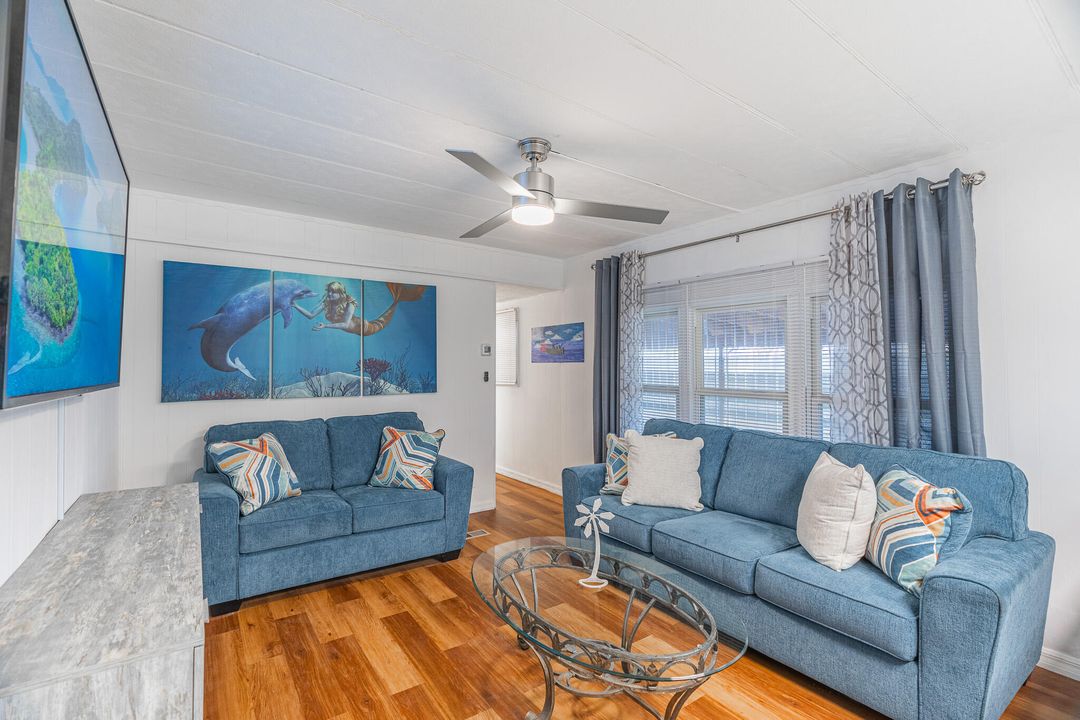 For Sale: $176,000 (3 beds, 2 baths, 672 Square Feet)