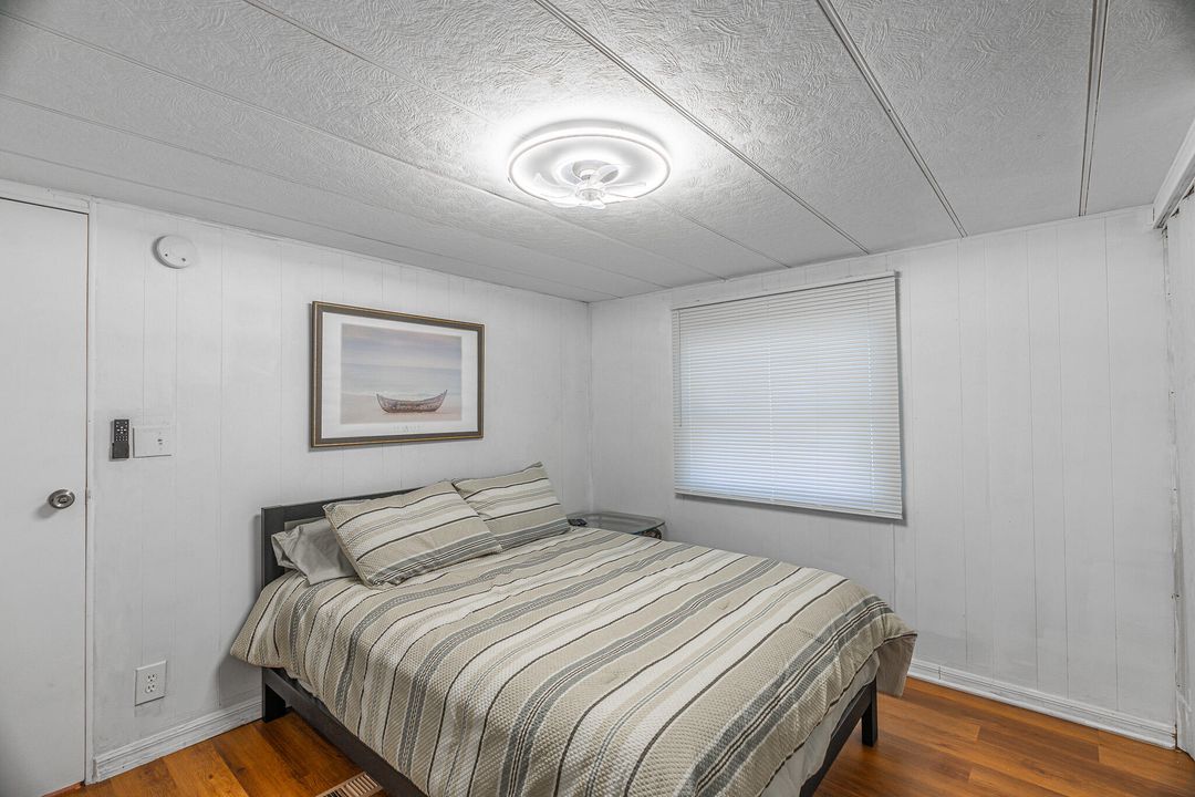 For Sale: $176,000 (3 beds, 2 baths, 672 Square Feet)