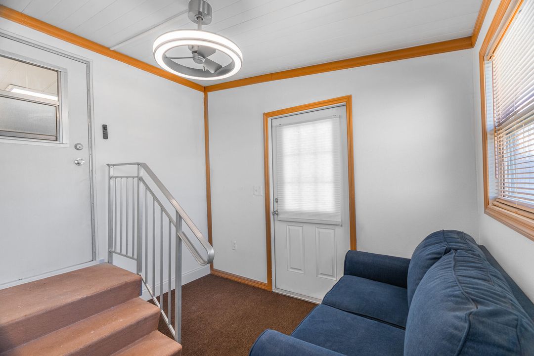 For Sale: $176,000 (3 beds, 2 baths, 672 Square Feet)