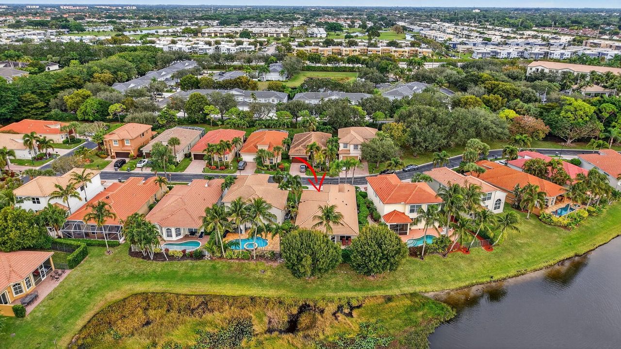 For Sale: $850,000 (4 beds, 2 baths, 2238 Square Feet)