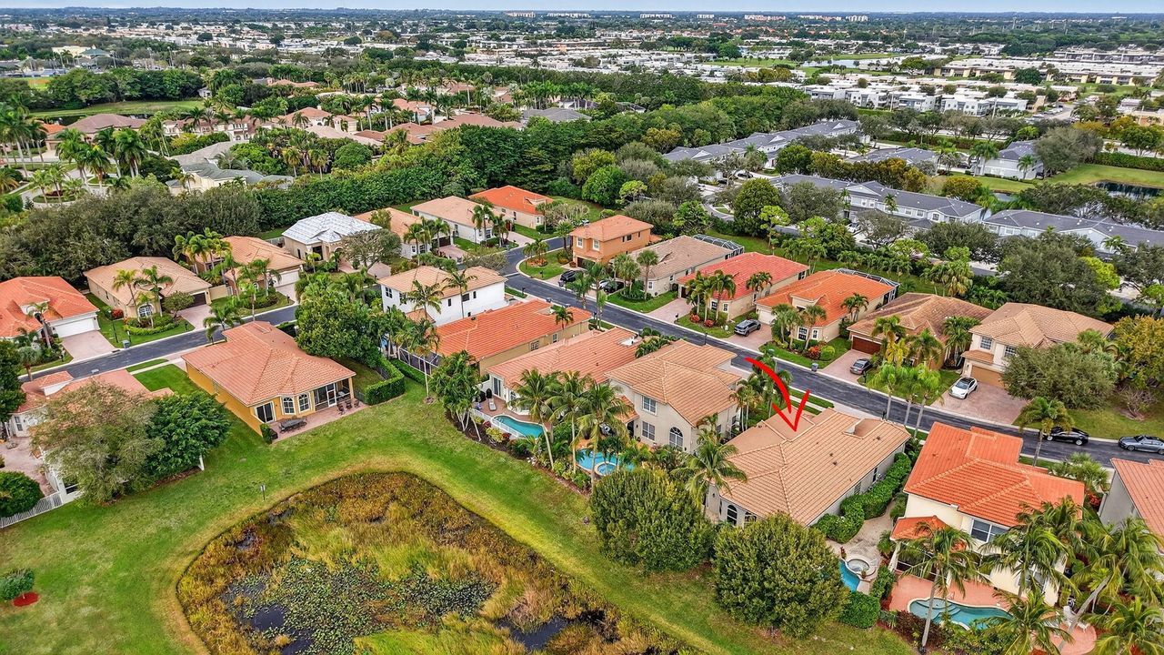 For Sale: $850,000 (4 beds, 2 baths, 2238 Square Feet)