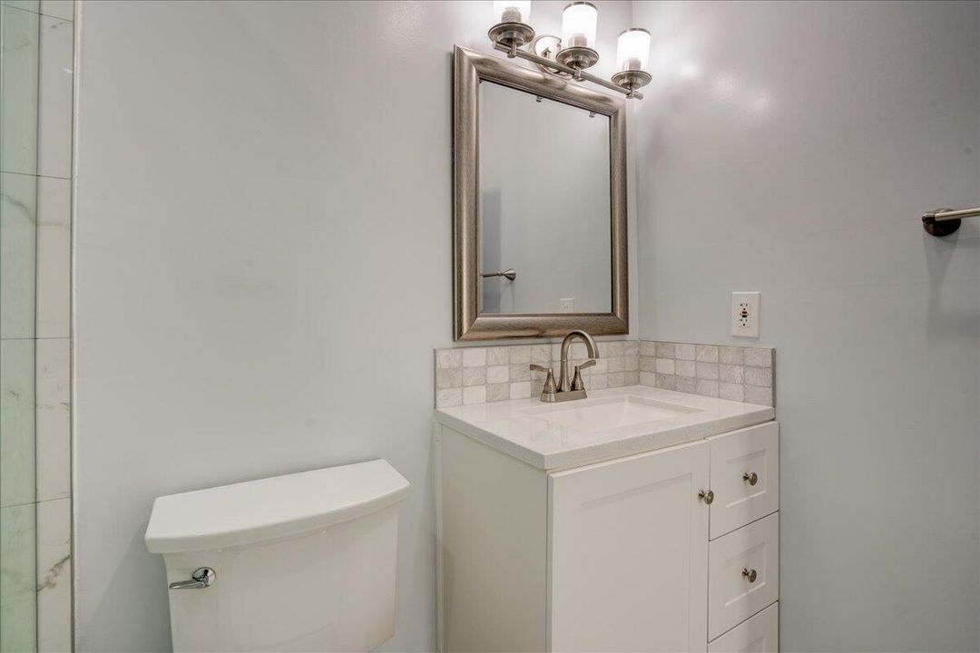 For Rent: $4,100 (3 beds, 2 baths, 1032 Square Feet)