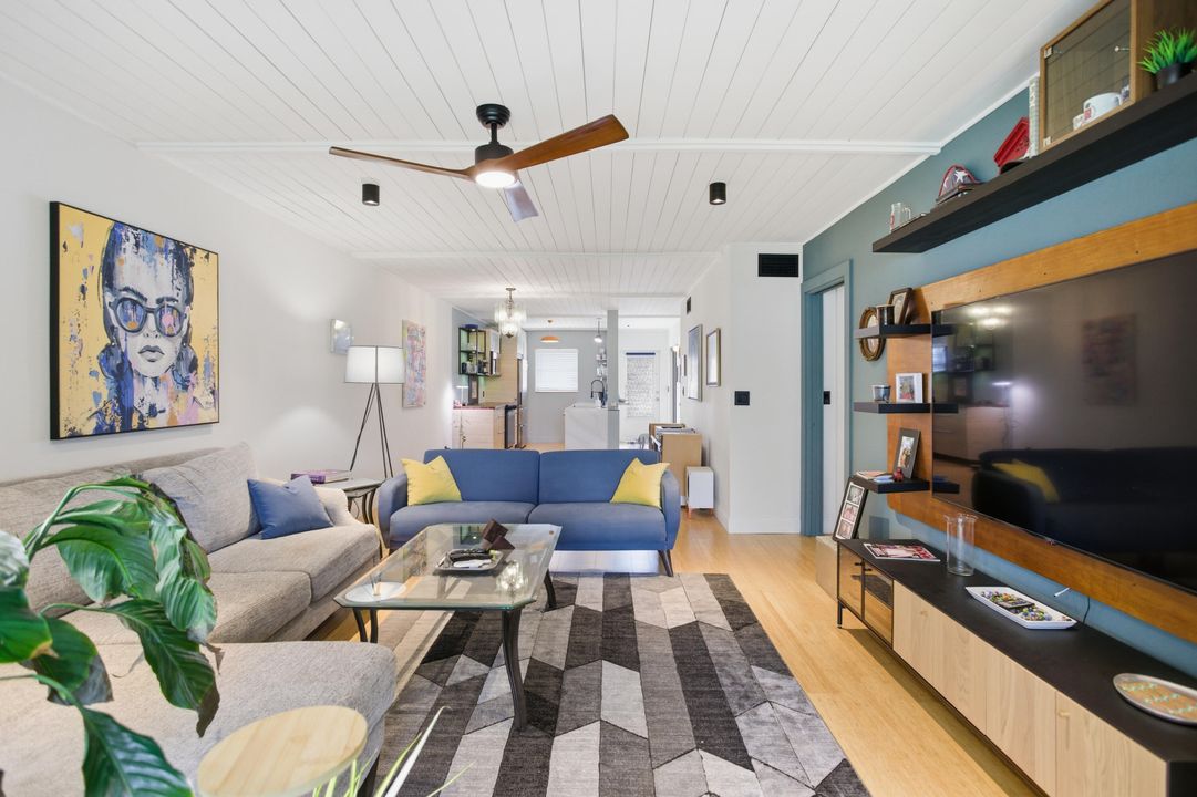 En Venta: $210,000 (2 camas, 2 baños, 1013 Pies cuadrados)