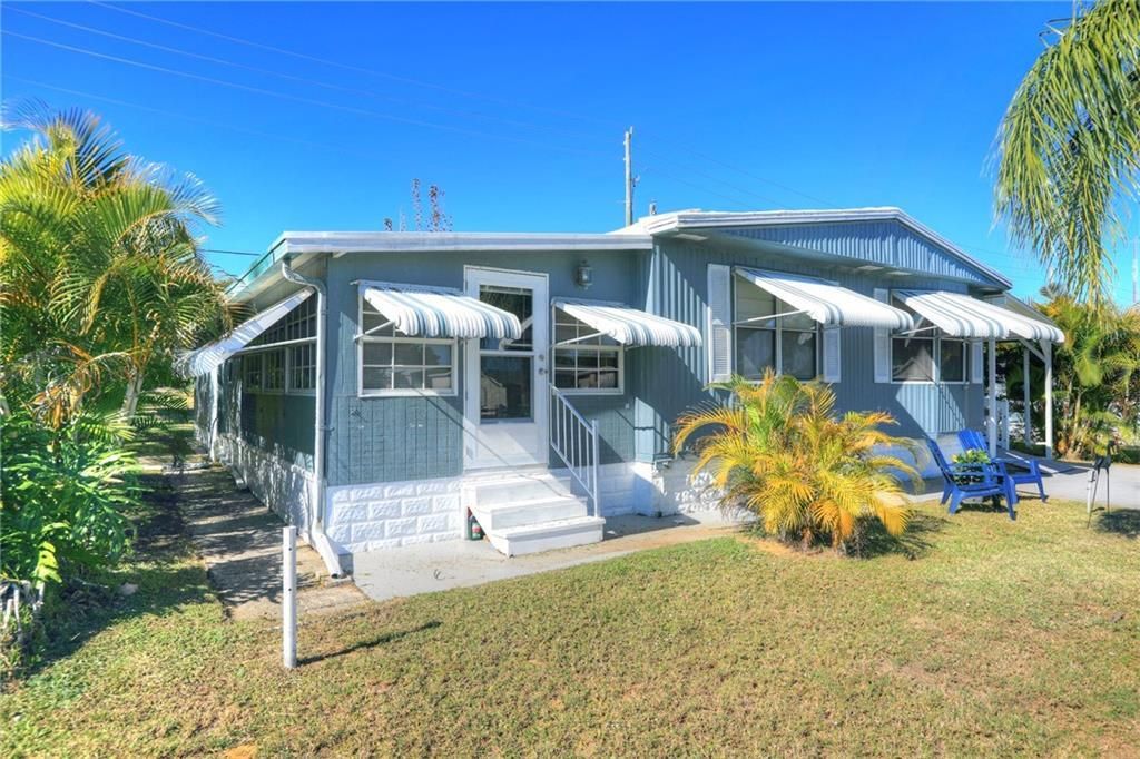 For Sale: $149,900 (2 beds, 2 baths, 1014 Square Feet)