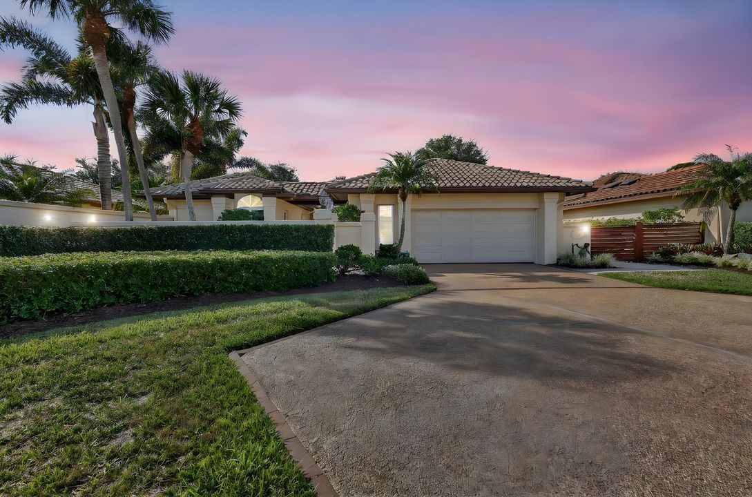 На продажу: $875,000 (2 спален, 2 ванн, 2225 Квадратных фут)