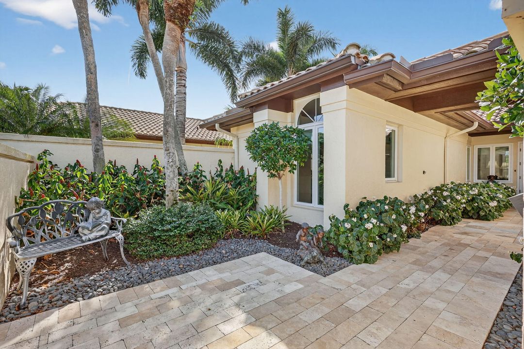 На продажу: $875,000 (2 спален, 2 ванн, 2225 Квадратных фут)