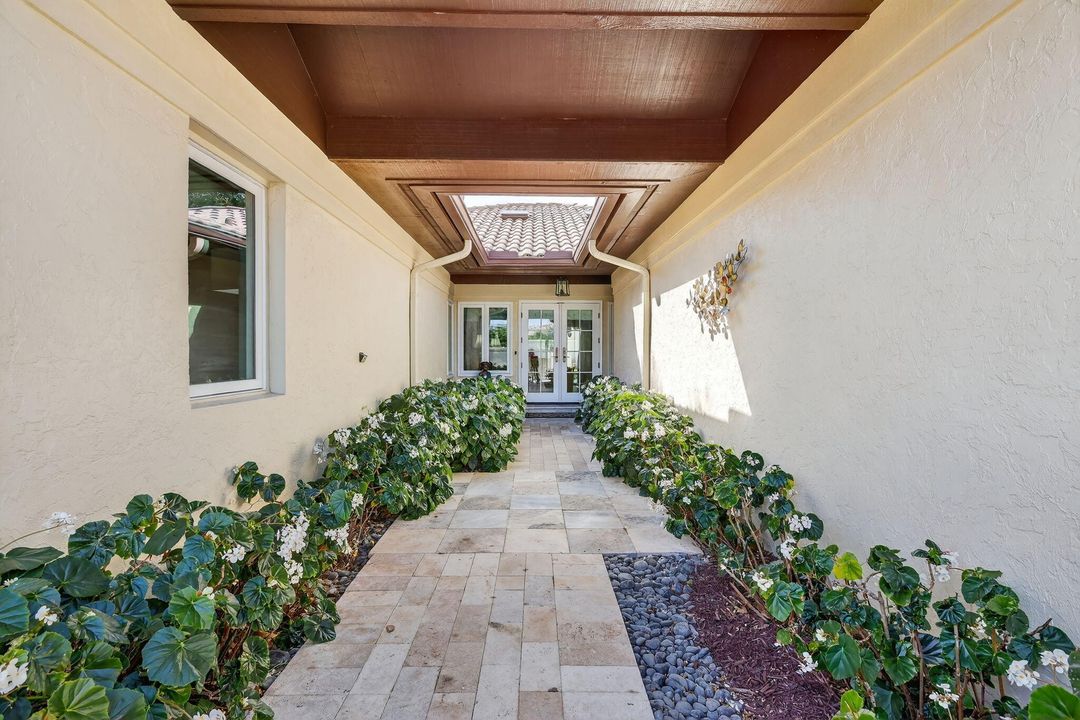 На продажу: $875,000 (2 спален, 2 ванн, 2225 Квадратных фут)