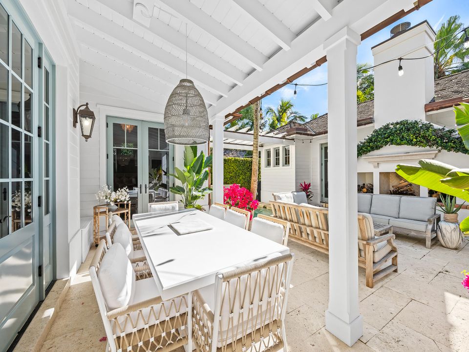 En Venta: $5,499,000 (4 camas, 3 baños, 2411 Pies cuadrados)