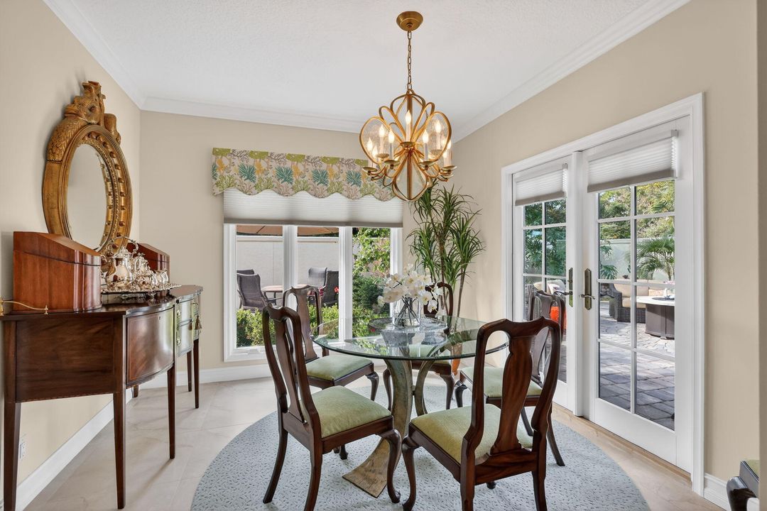 На продажу: $875,000 (2 спален, 2 ванн, 2225 Квадратных фут)