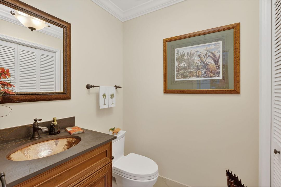 На продажу: $875,000 (2 спален, 2 ванн, 2225 Квадратных фут)